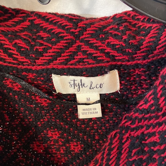 Macy’s Cowl neck red and black patterned sweater medium - Picture 2 of 6